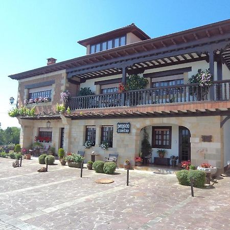 Pension Castio Santillana del Mar Exterior photo