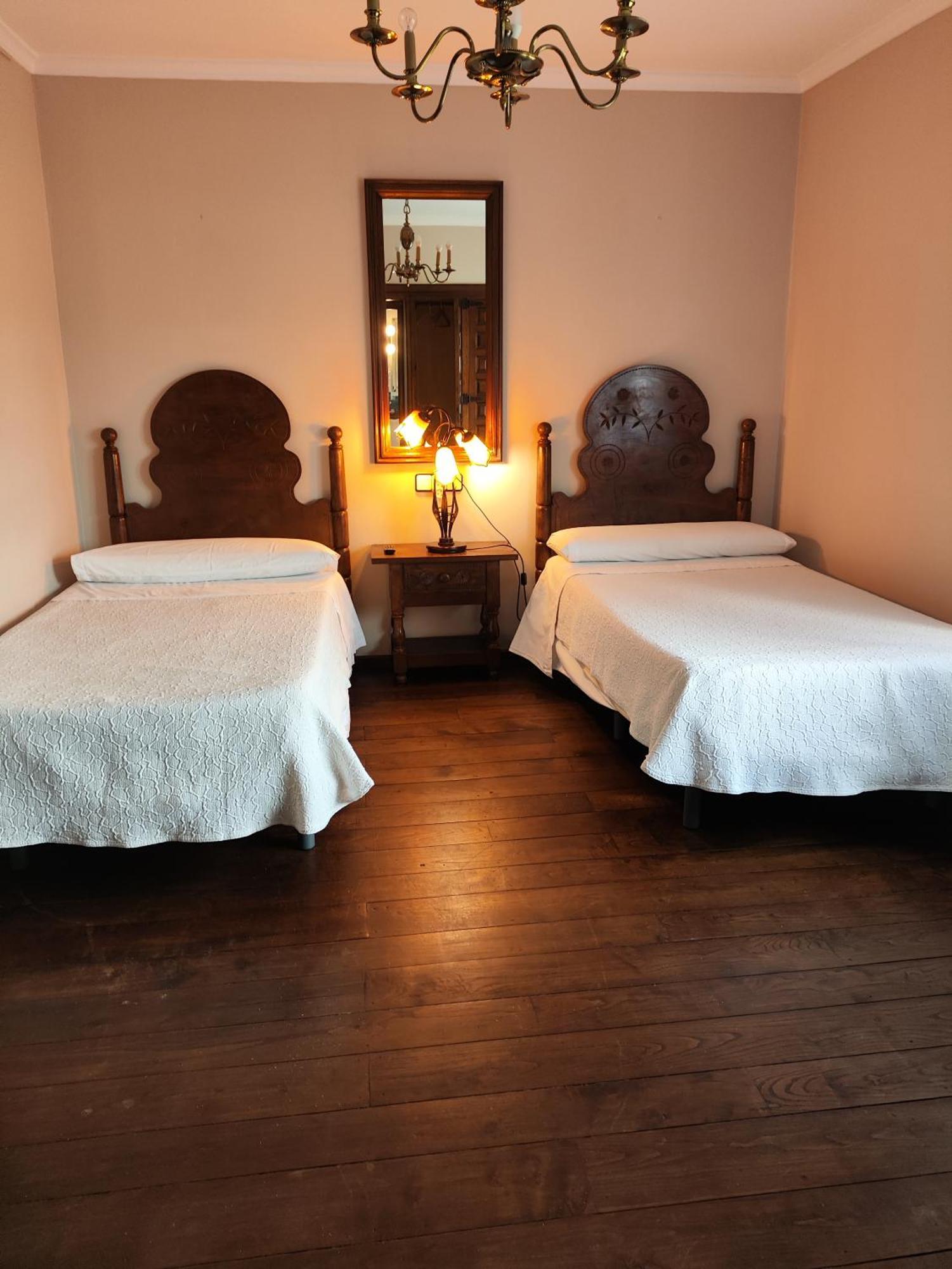 Pension Castio Santillana del Mar Exterior photo