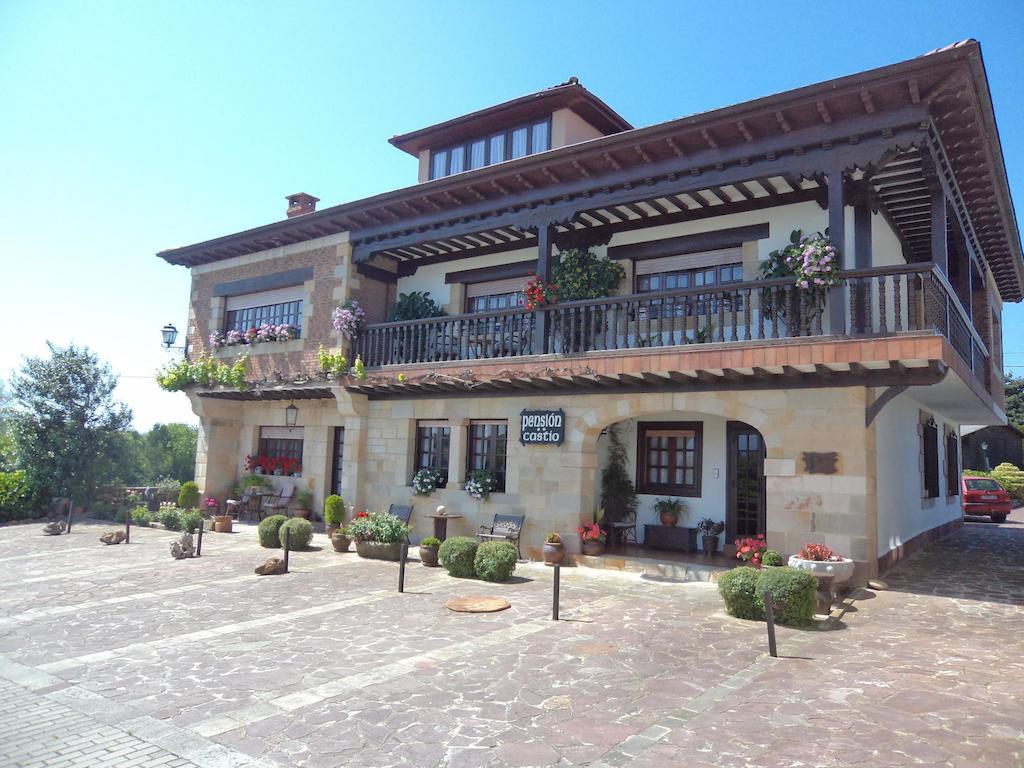 Pension Castio Santillana del Mar Exterior photo